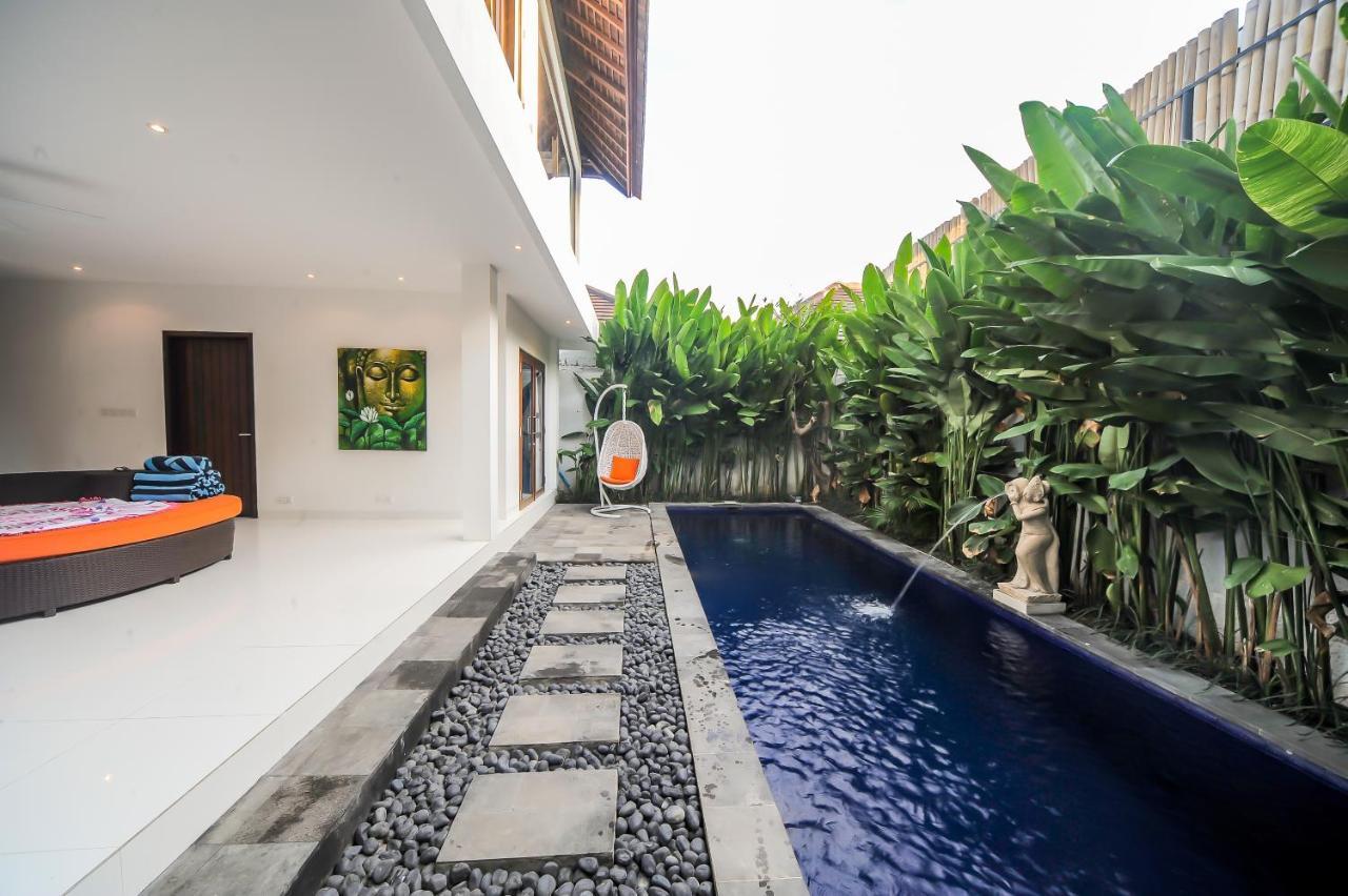 Villa Pearl Seminyak Екстериор снимка