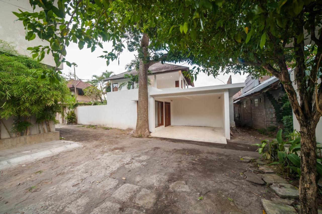 Villa Pearl Seminyak Екстериор снимка