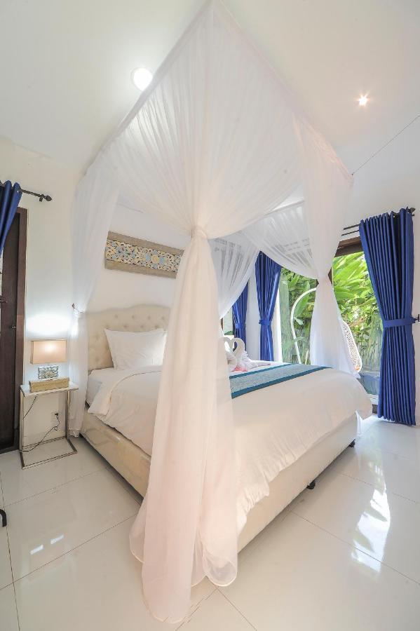 Villa Pearl Seminyak Екстериор снимка